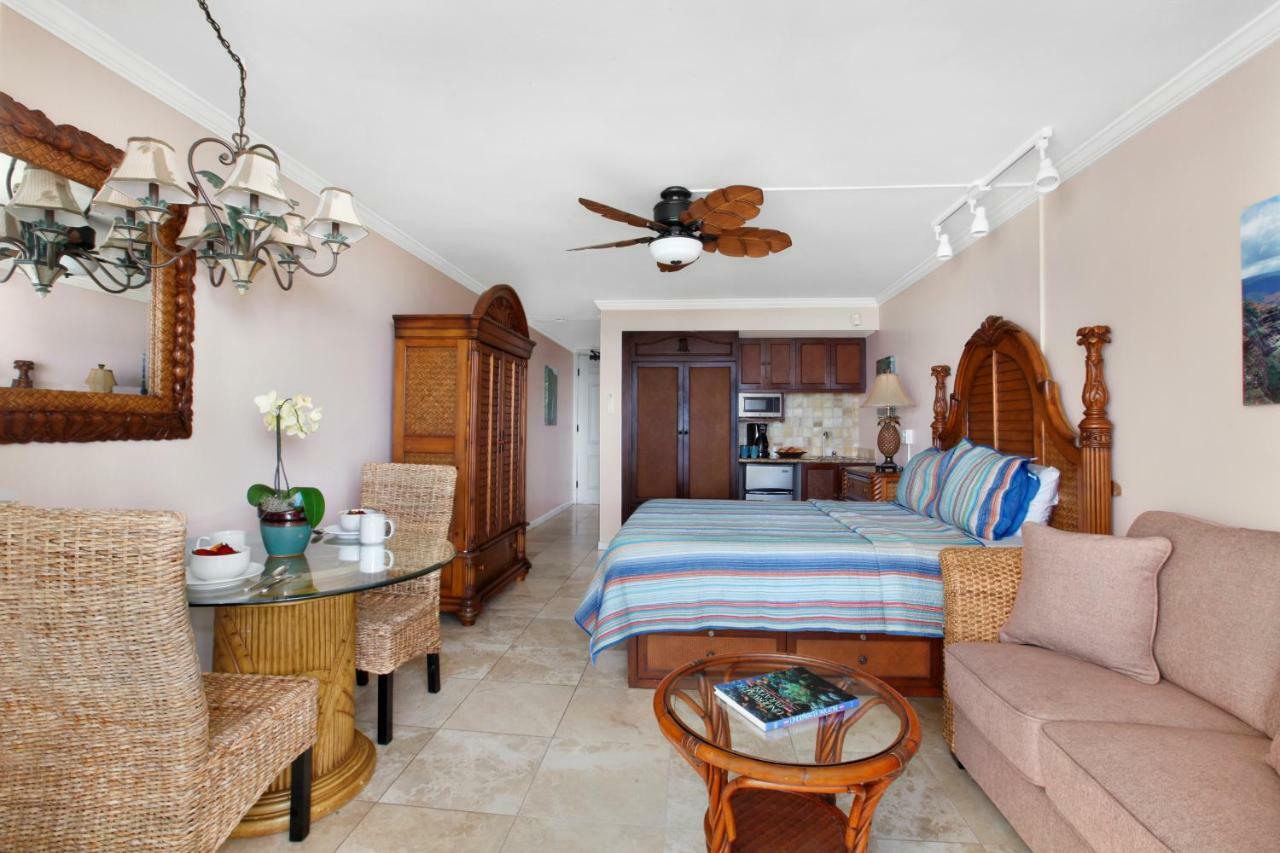 Ferienwohnung Islander On The Beach 352 Oceanfront *Penthouse* Ac Pool Kapa'a Exterior foto